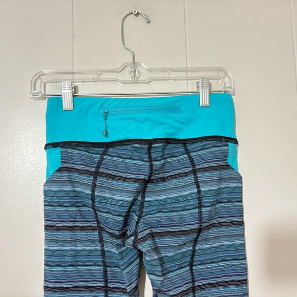 Lululemon Pace Rival Space Dye Twist Cropped Blue Leggins Size 4 - Picture 7 of 10